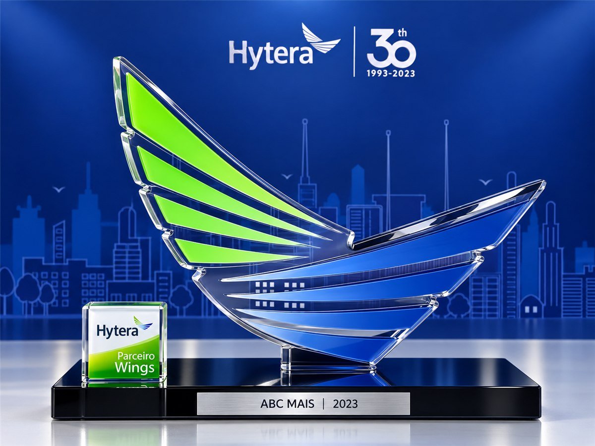 Hytera Wings 2023 award presented to ABC Mais Telecom